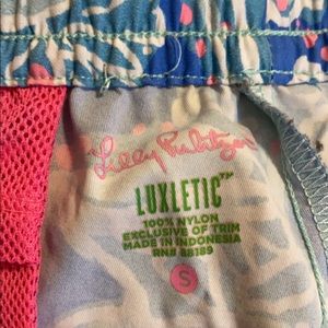 Lilly Pulitzer run around shorts small